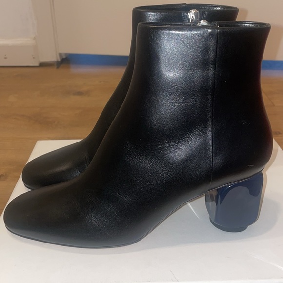 The Row Black Leather Booties in Size 37 - Picture 2 of 7